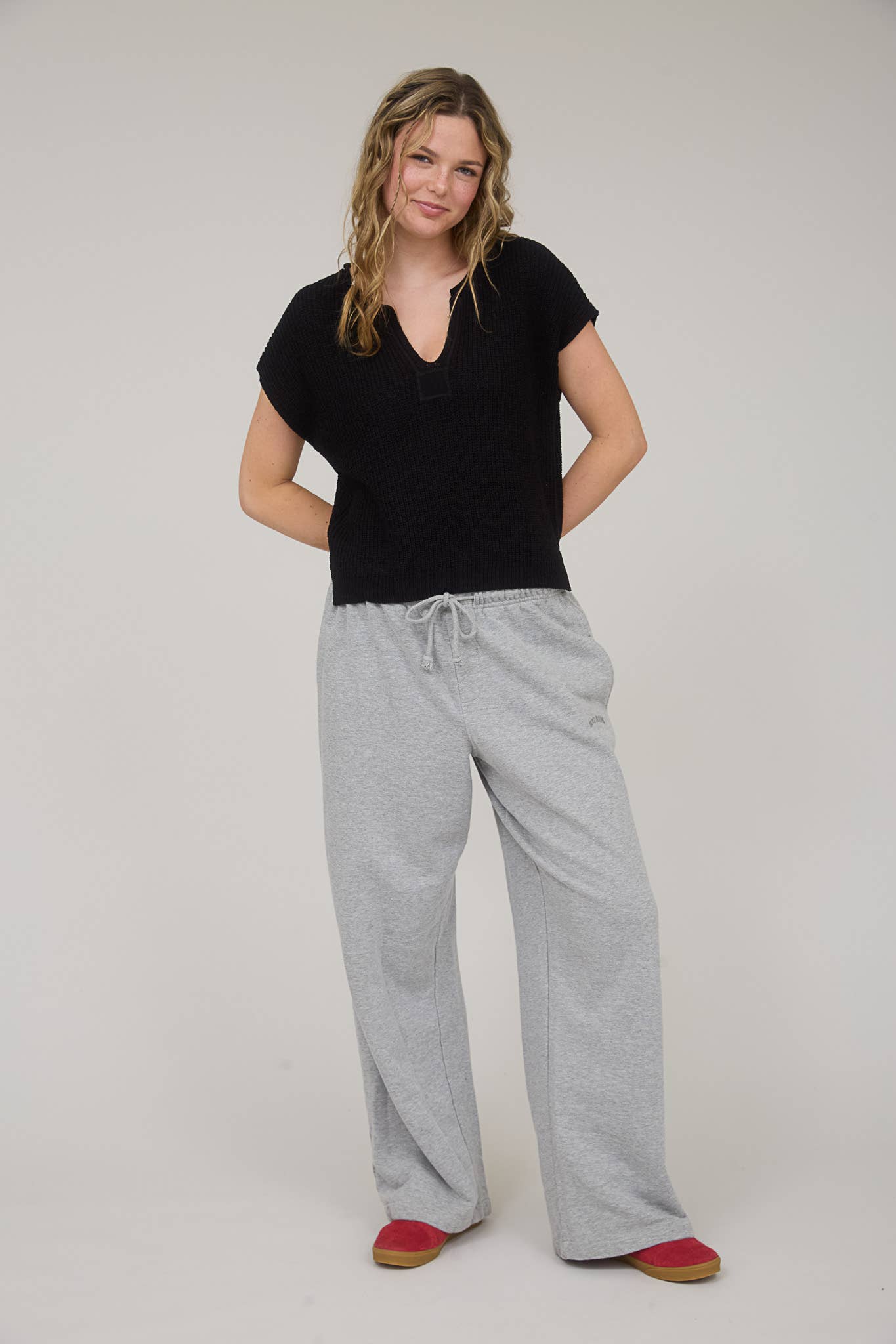 SPLIT NECK SHORT SLEEVE