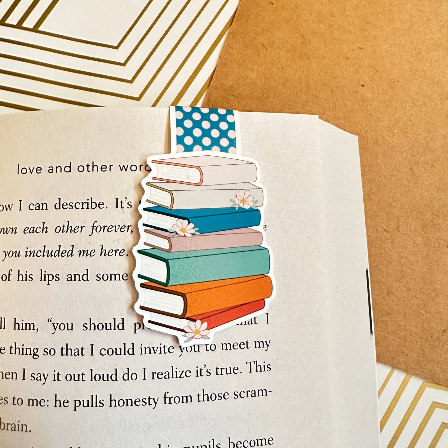 Floral Bookstack Magnetic Bookmark
