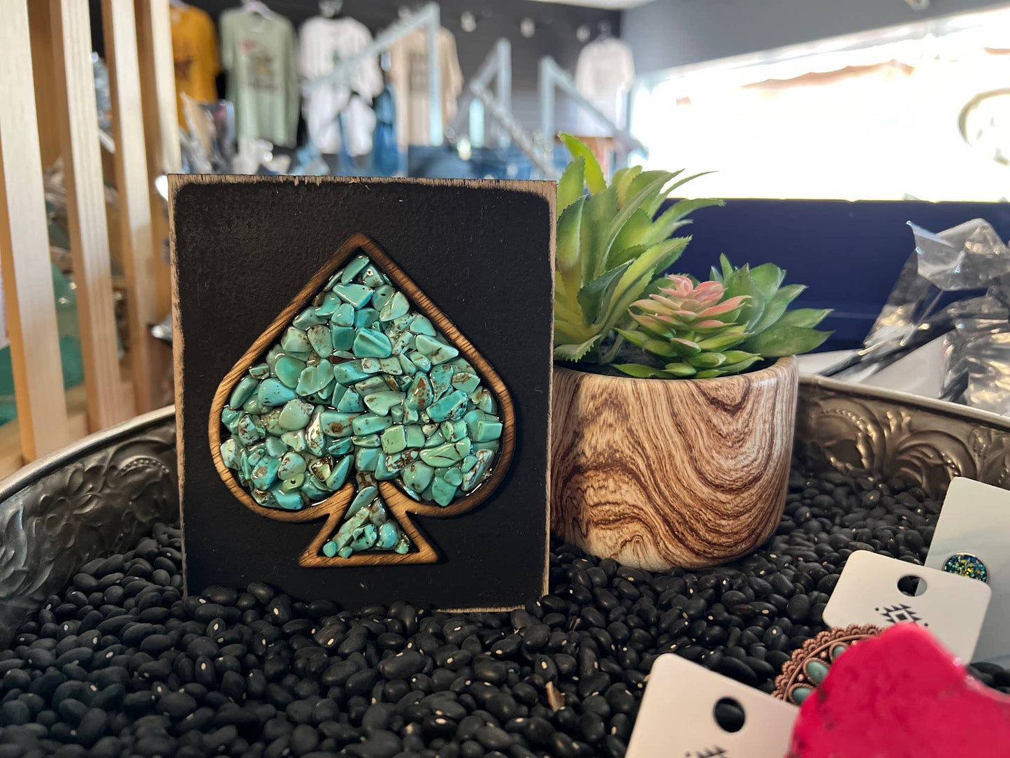 Turquoise Spade Shelf Sitter