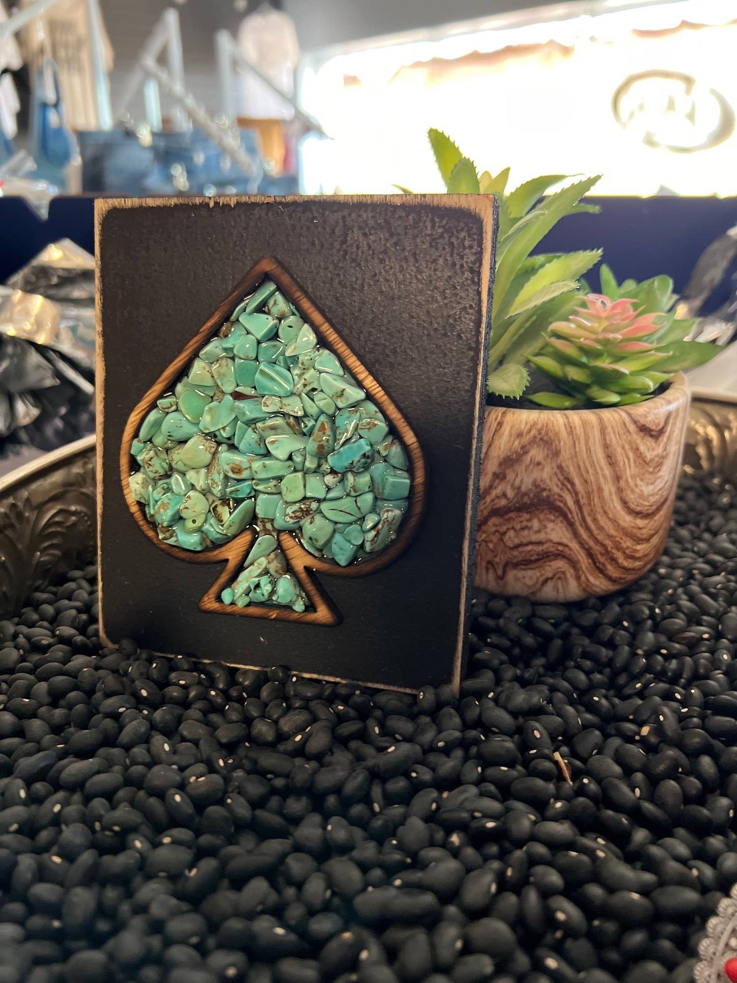 Turquoise Spade Shelf Sitter