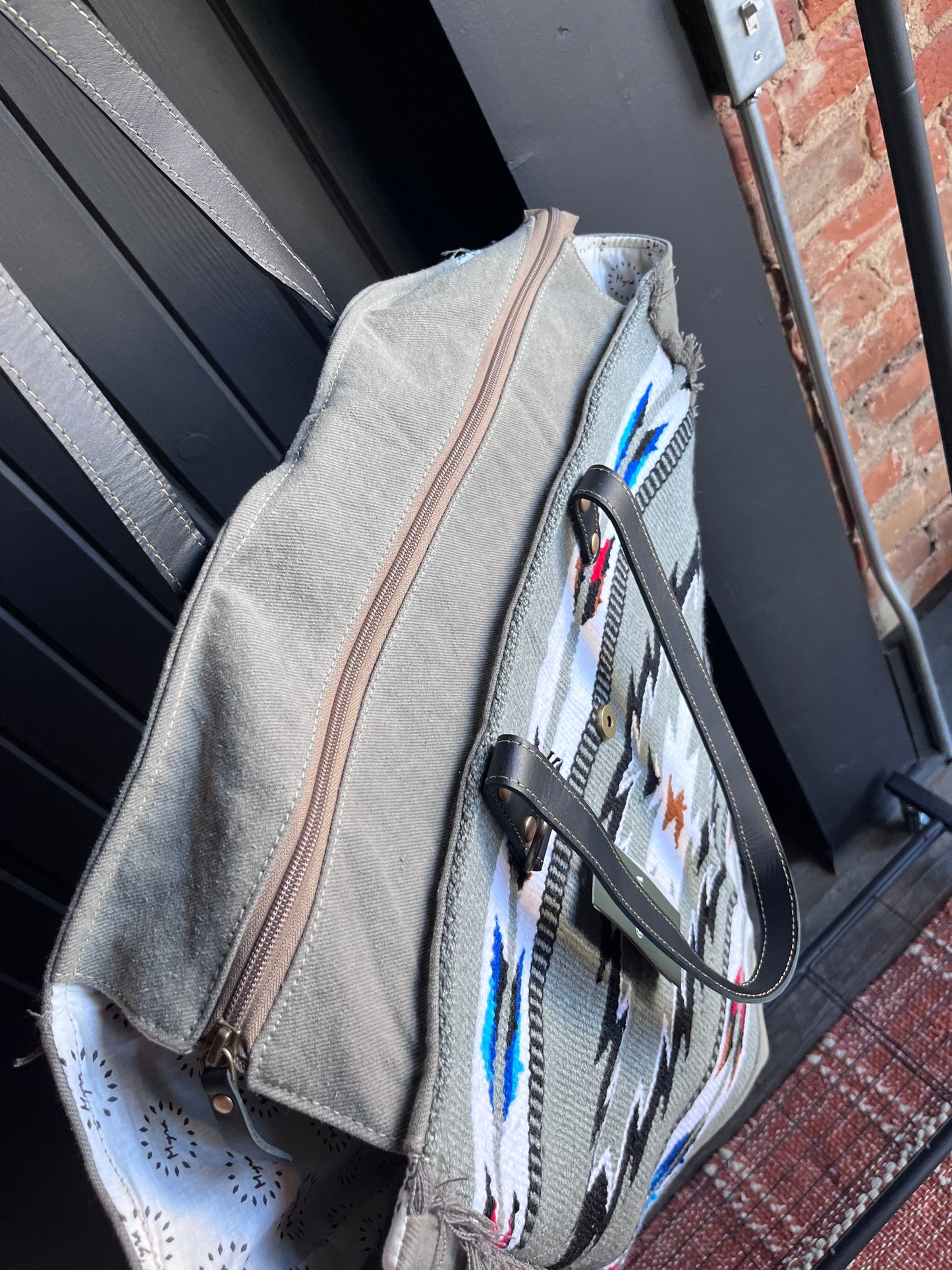 Cloud Arrow Weekender Bag