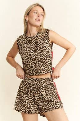 Plus Size Leopard Print Shorts