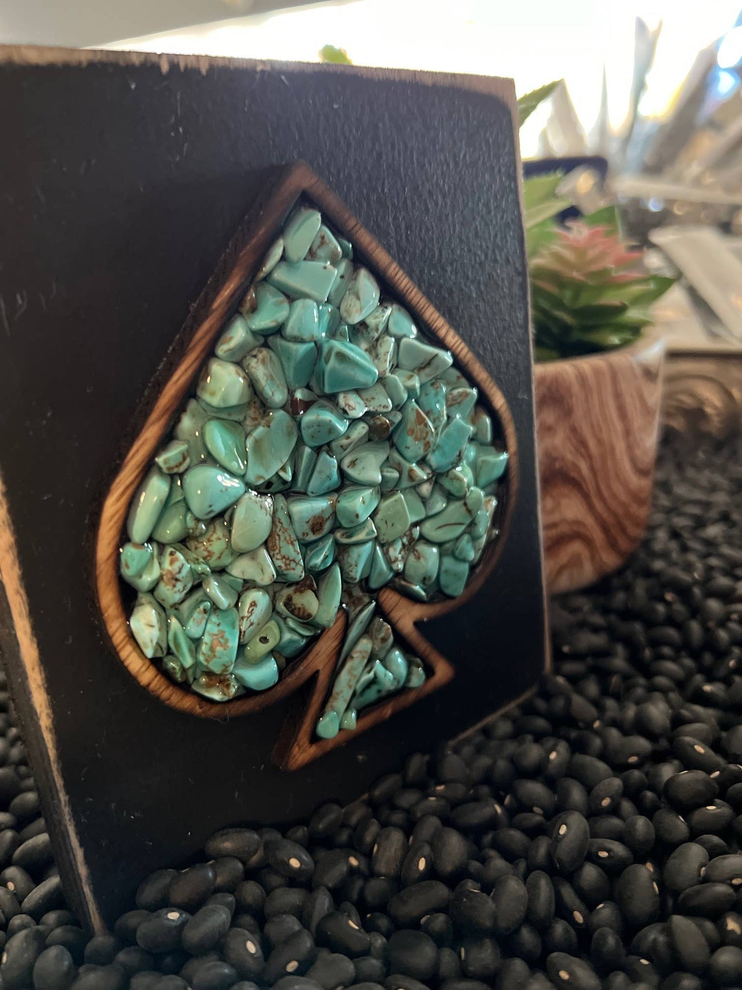 Turquoise Spade Shelf Sitter