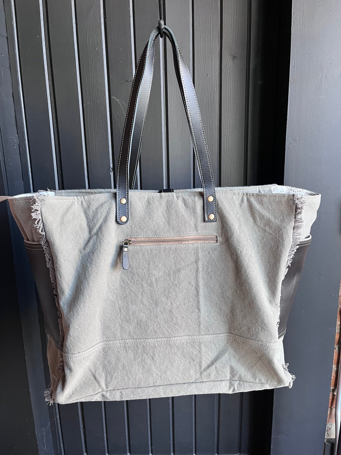 Cloud Arrow Weekender Bag