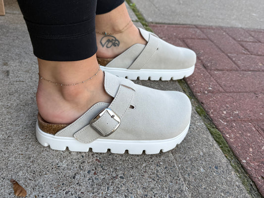 The Riley Clog