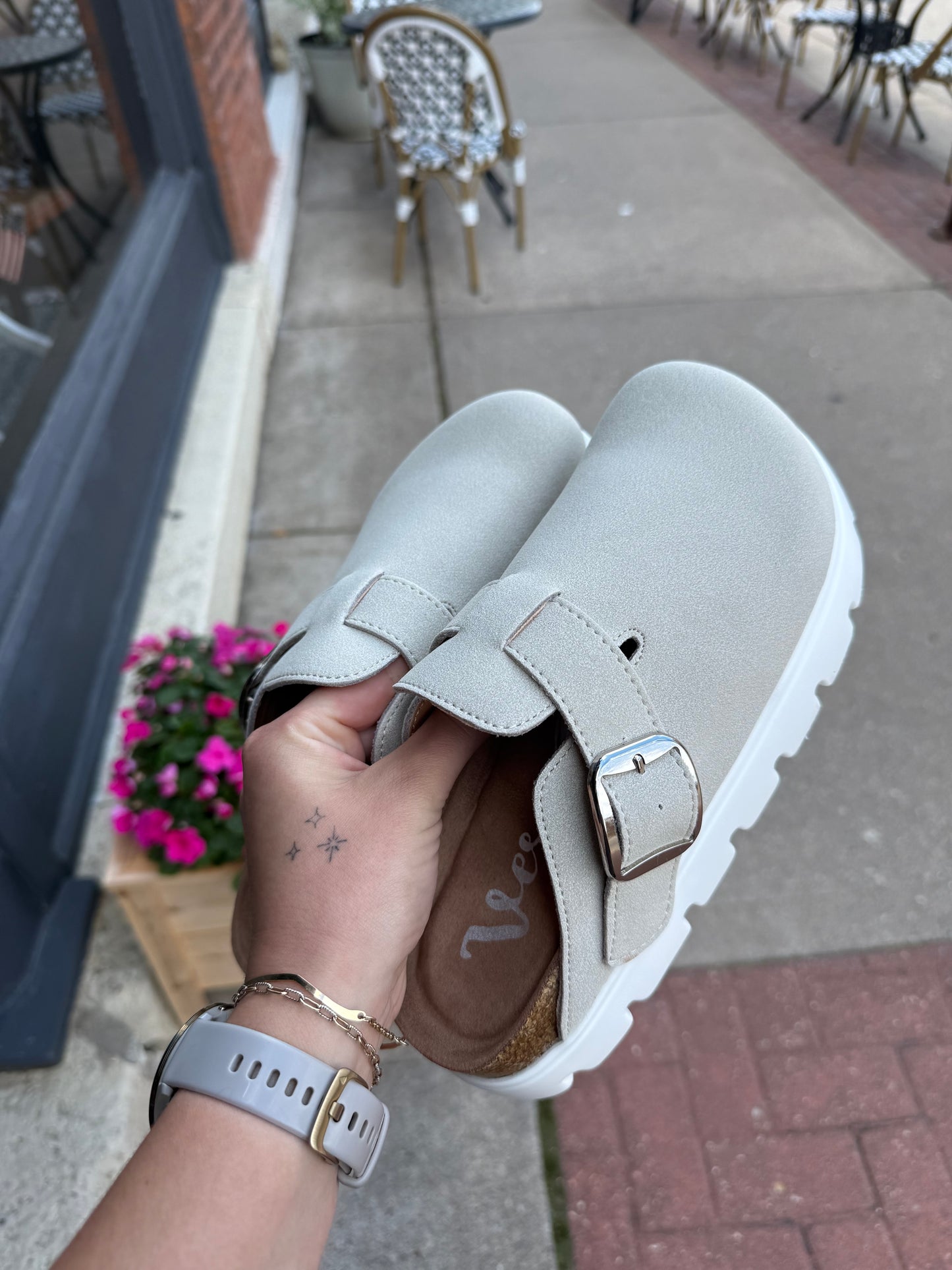 The Riley Clog
