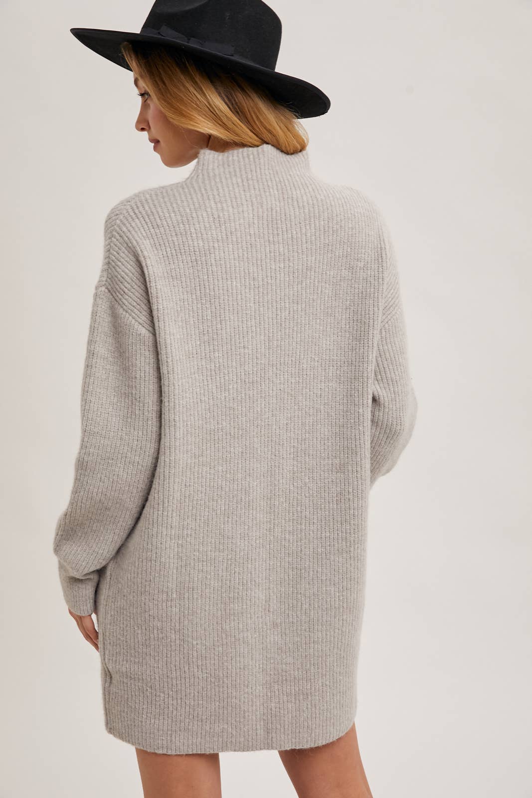 KNIT SWEATER DRESS