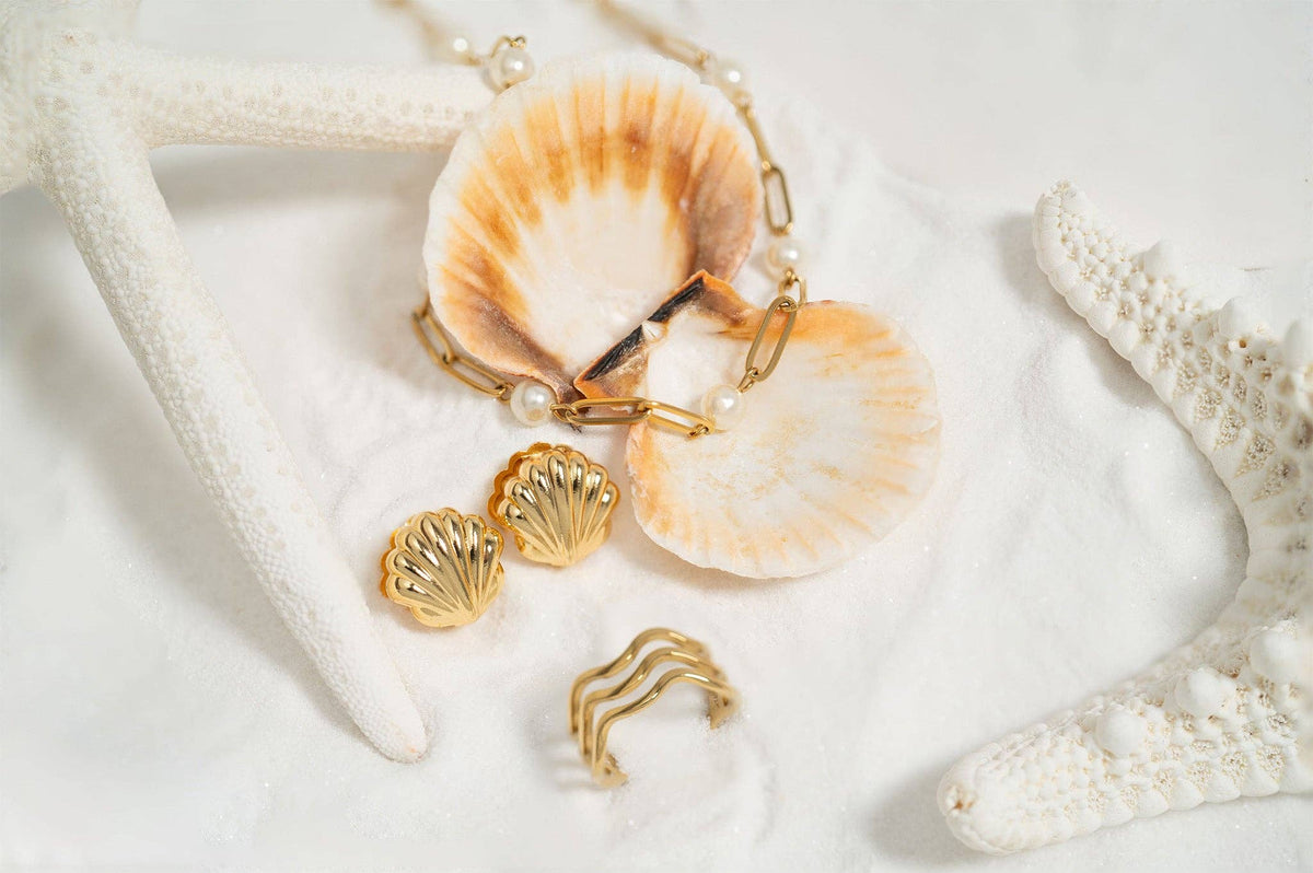 18K Pearl Paperclip Necklace