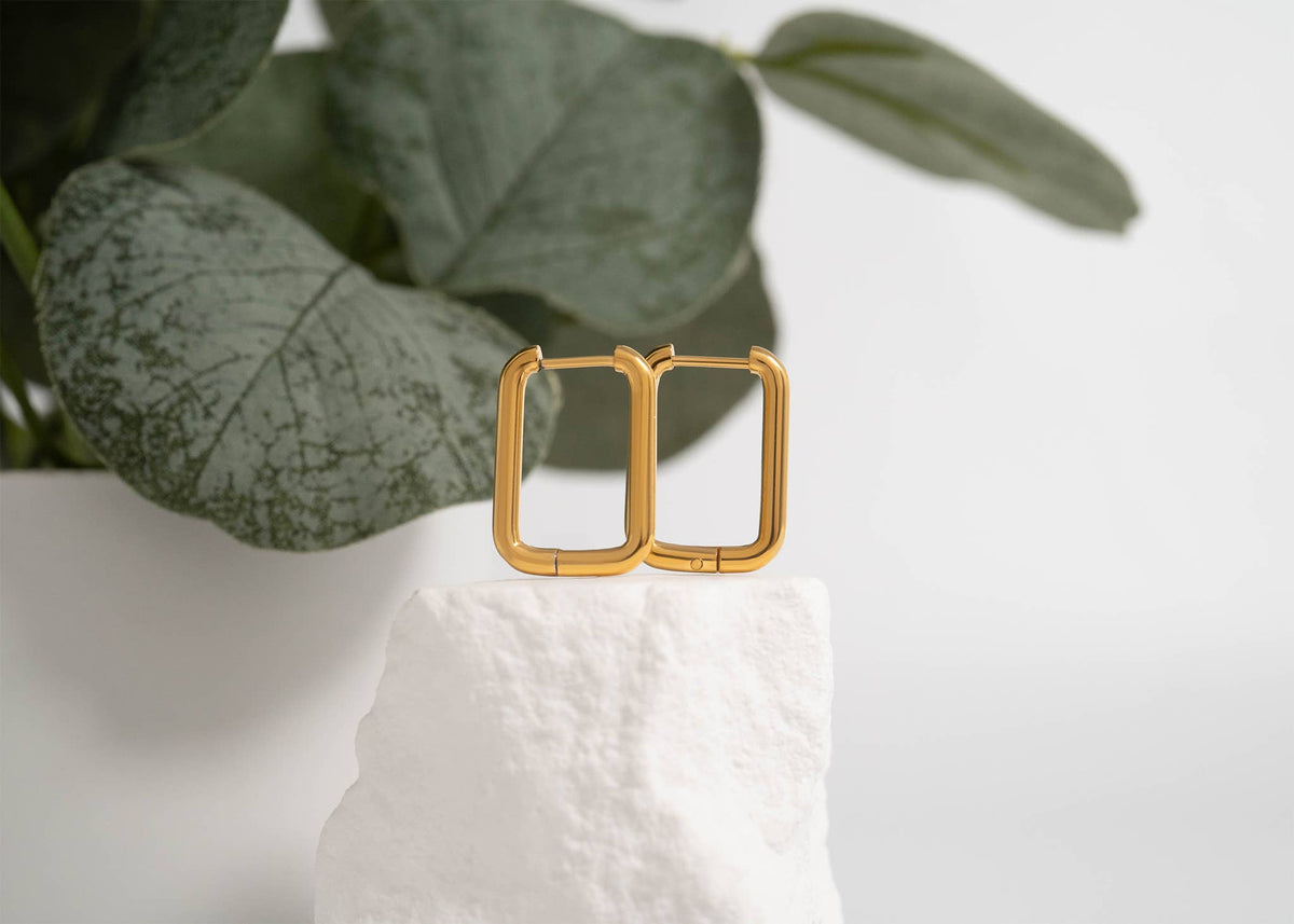 18K Rectangle Huggies
