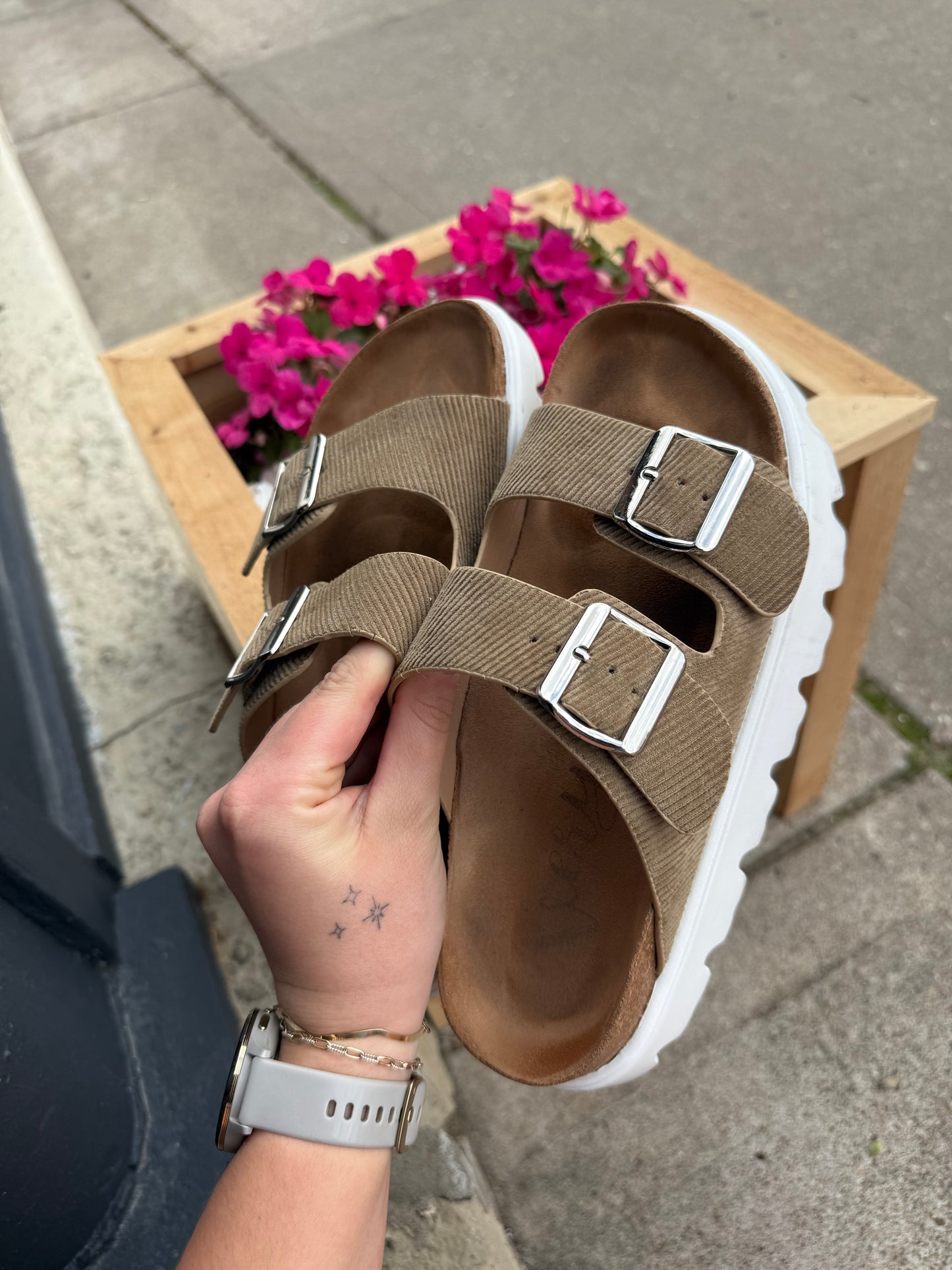 ‘Ssippi Sandal