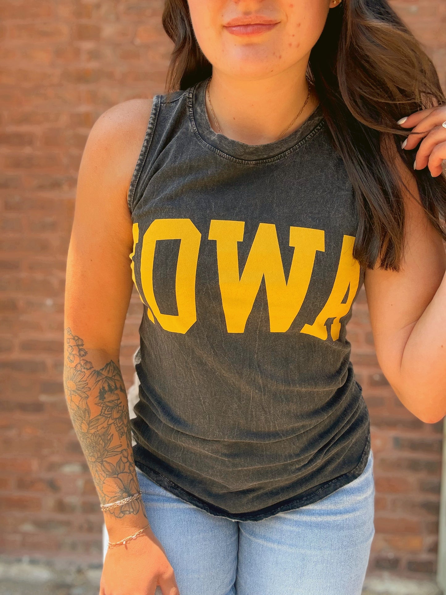 IOWA Black Mineral Tank