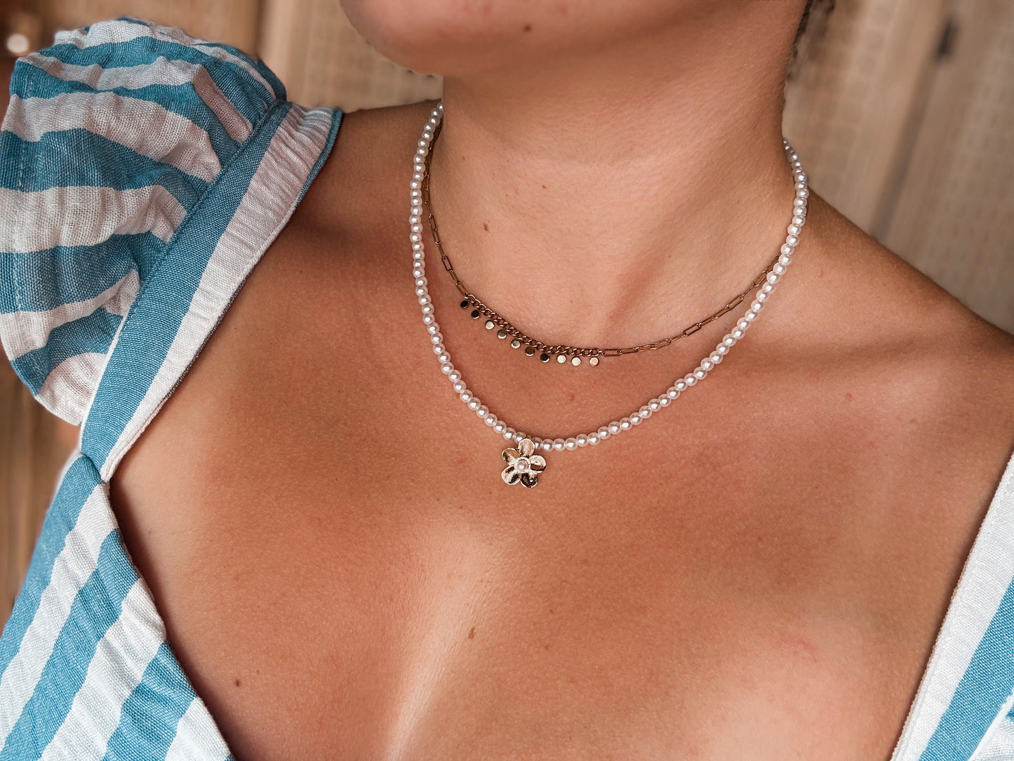 Floral Pearl Necklace