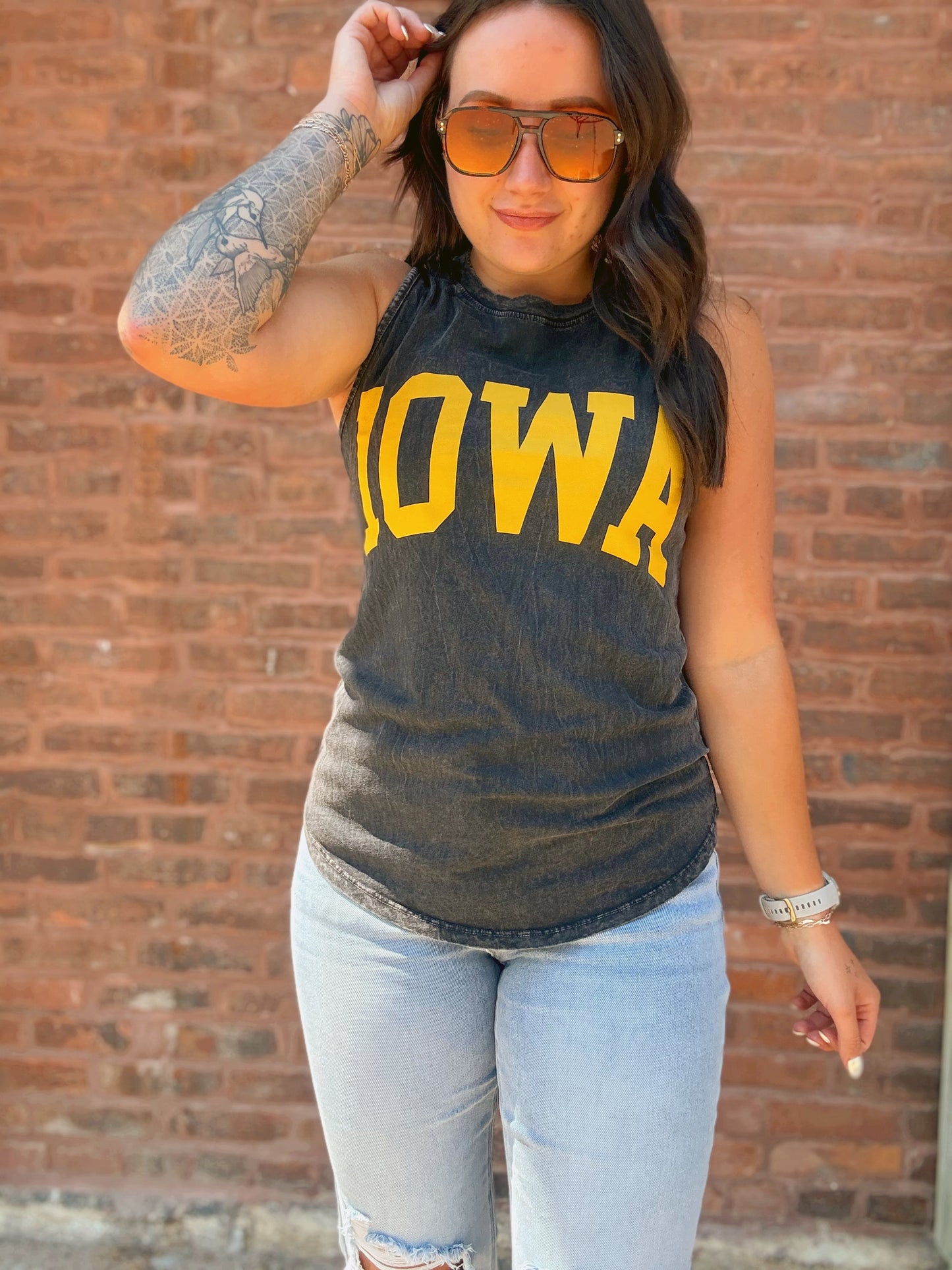 IOWA Black Mineral Tank