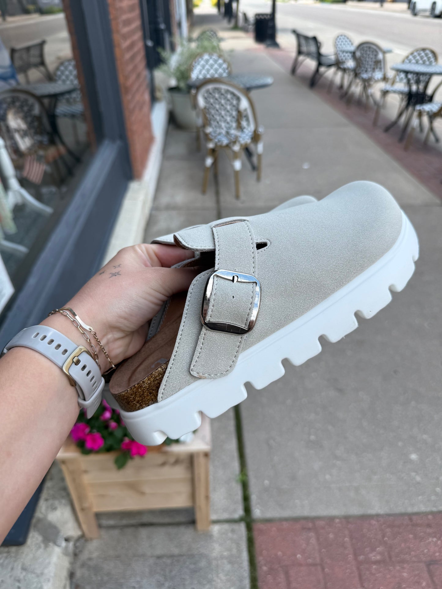 The Riley Clog