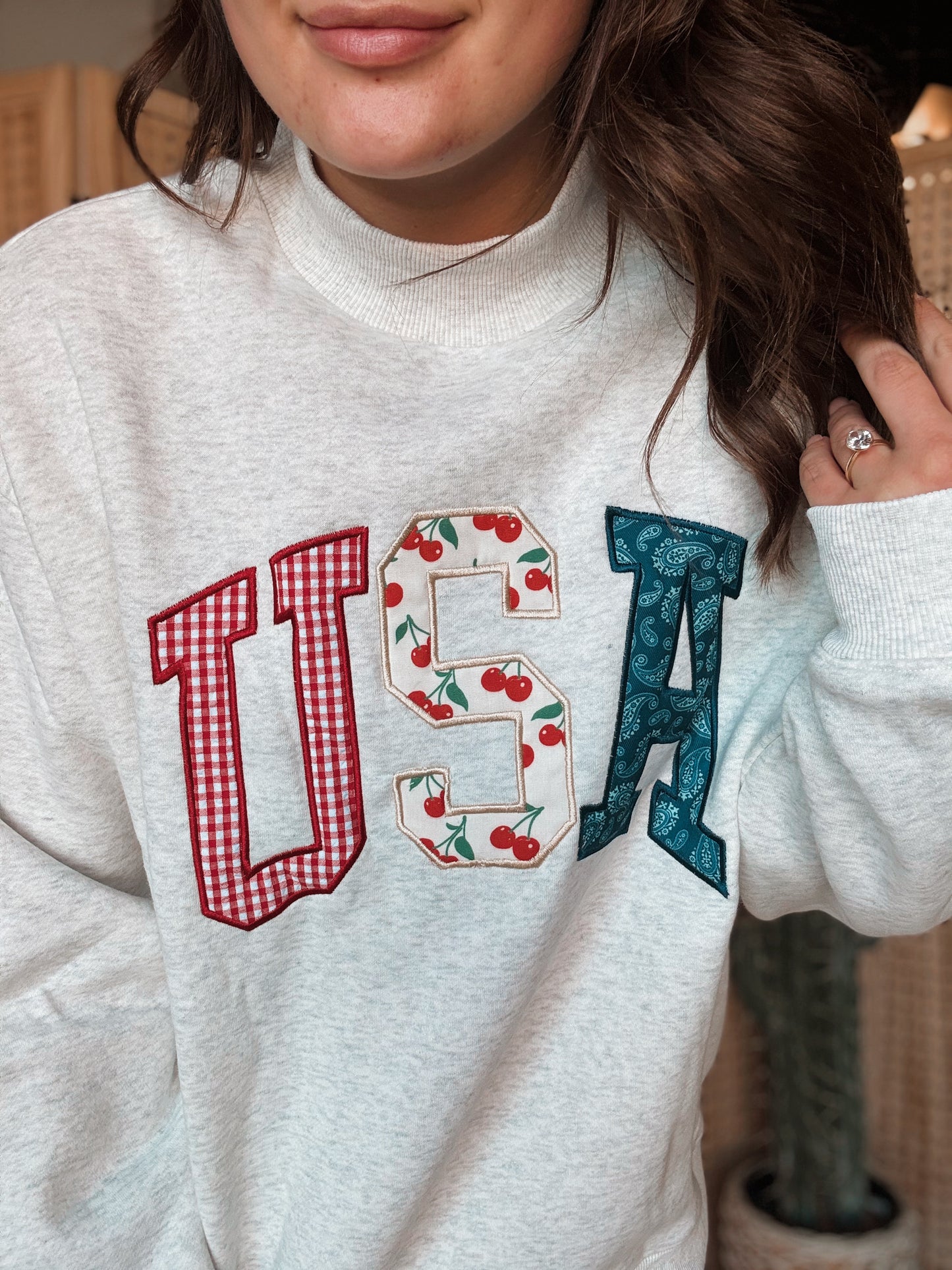 USA Mockneck Crew
