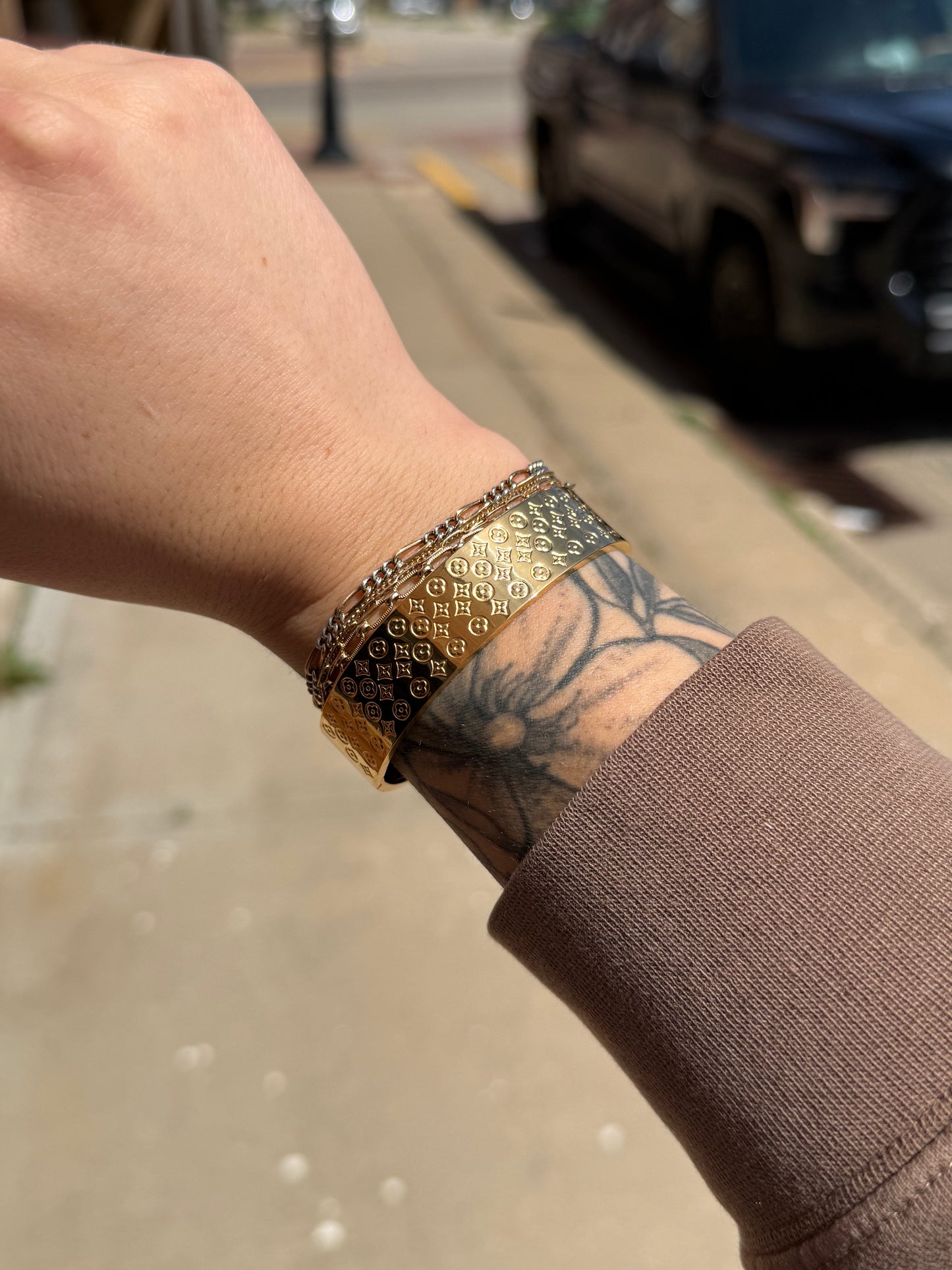 Luxury Bangle - Thick