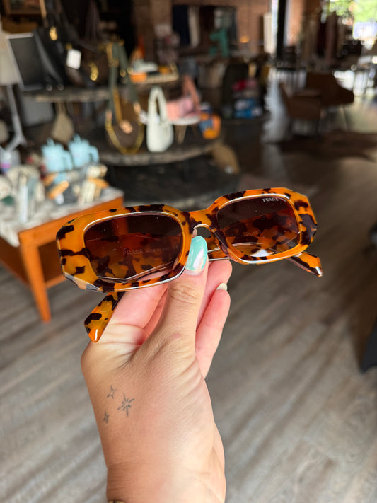 Luxury Tortoise Sunnies