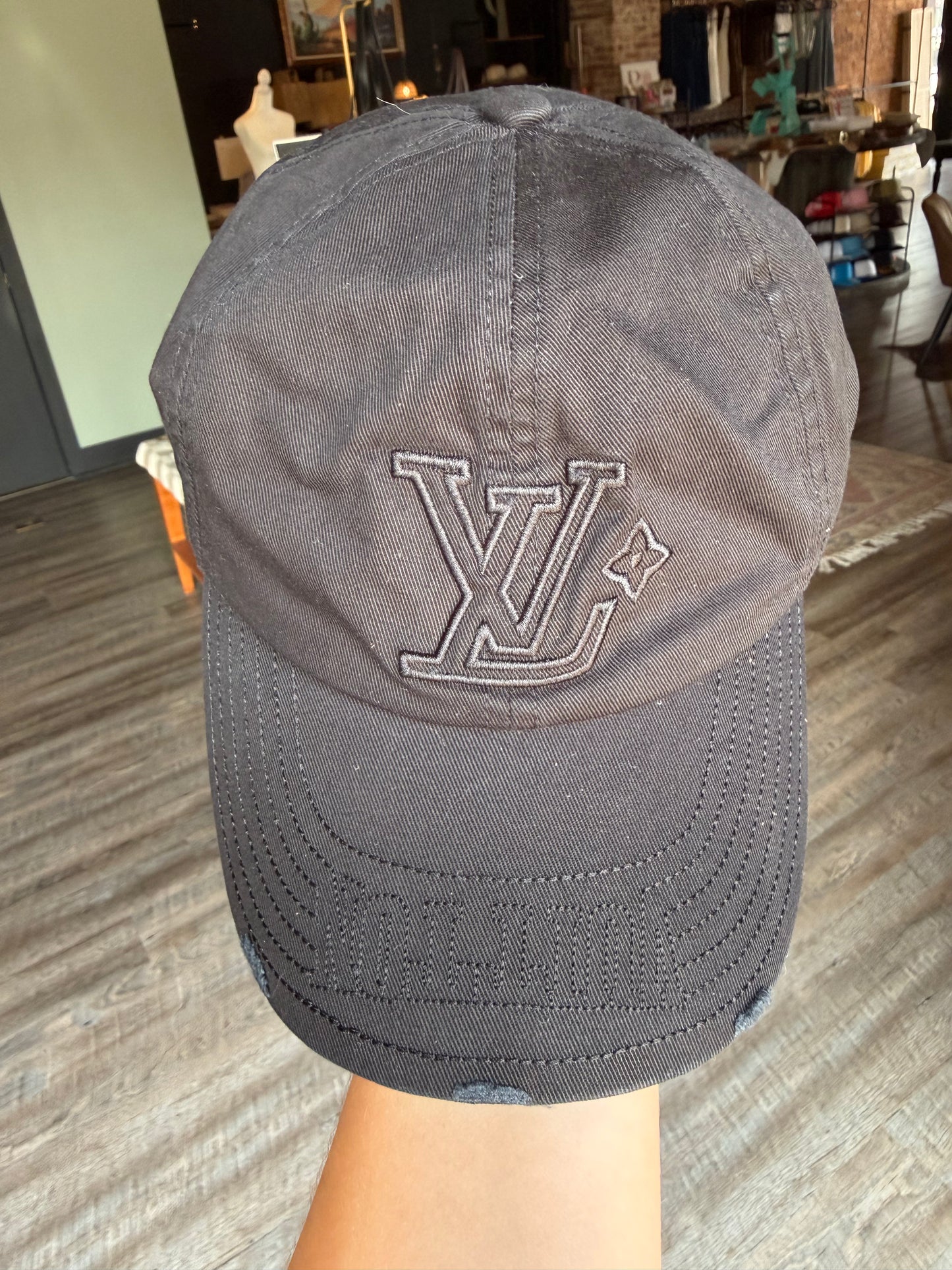 Luxury Black Ballcap