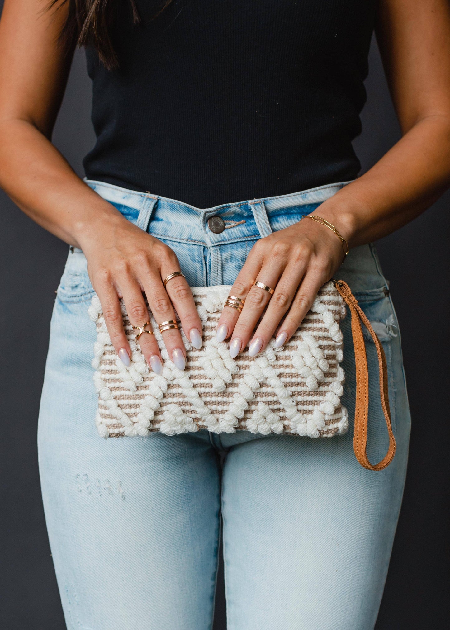 Cream Diamond Pattern Wristlet