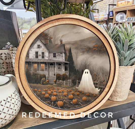 8" Round Moody Ghost House Art