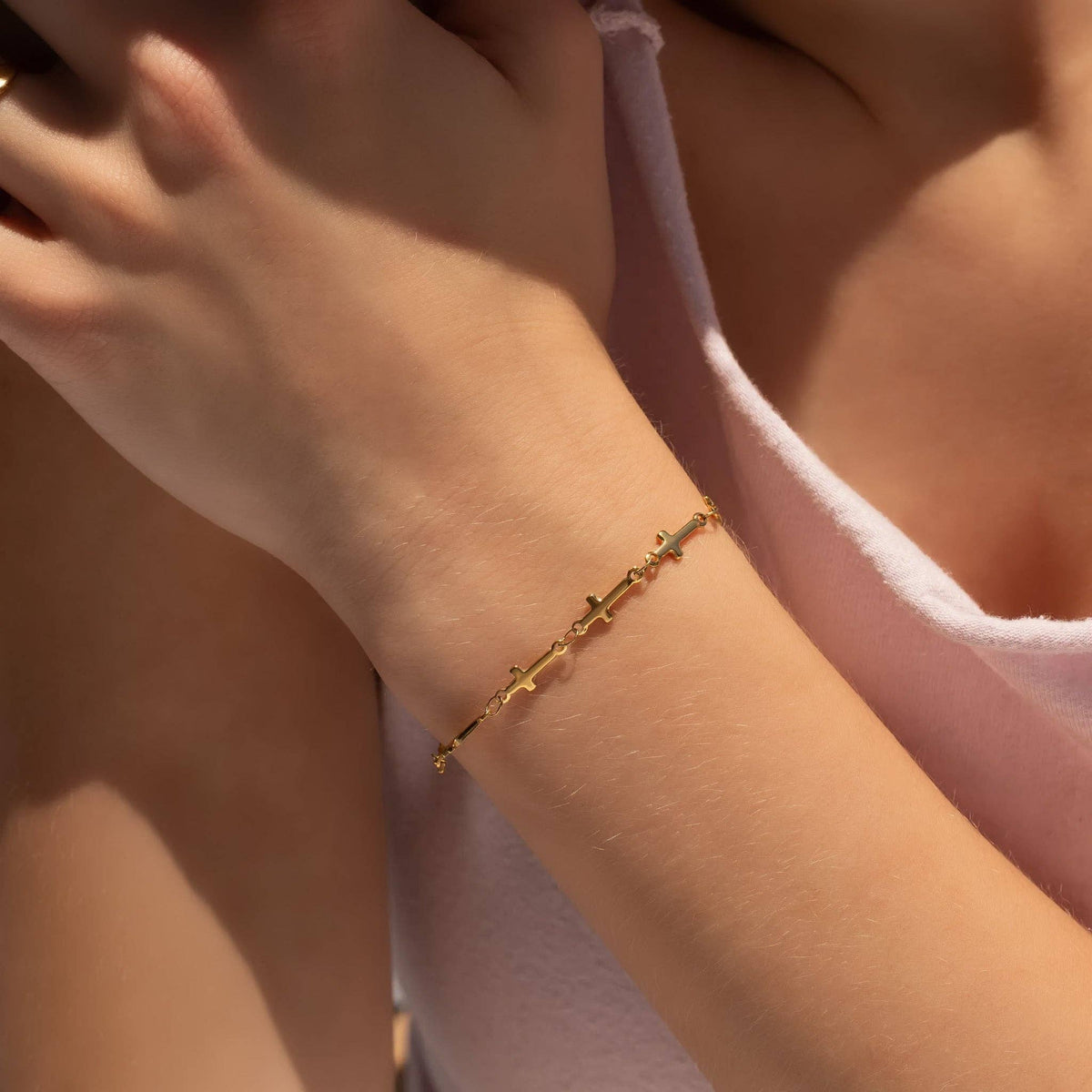 18K Cross Bracelet