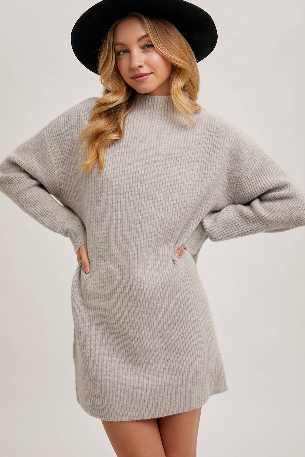 KNIT SWEATER DRESS